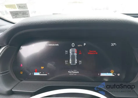 2024 Jeep Grand Cherokee Laredo 4X4 z USA, uszkodzony, nr VIN 1C4RJHAGXRC176984